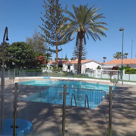 Santa Barbara By Placida Mar بلايا ديل إنغلز